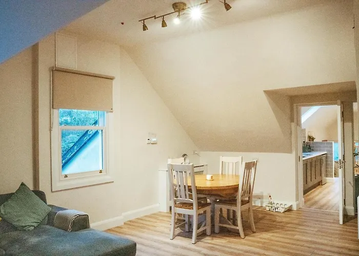 Garrykennedy Harbour View *